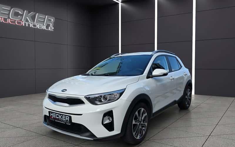 (ud) schneeweiss Gebraucht 2019 Kia Stonic Vision SUV | 12.590 € (Fairer Preis) - Bild 1/4
