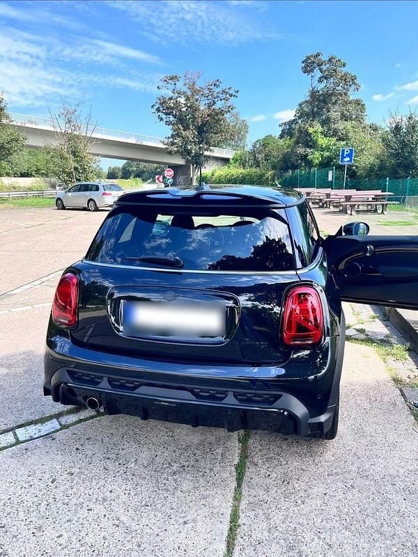Gebraucht Mini John Cooper Works 136 PS (100 kW) 2023 Schwarz Kleinwagen
