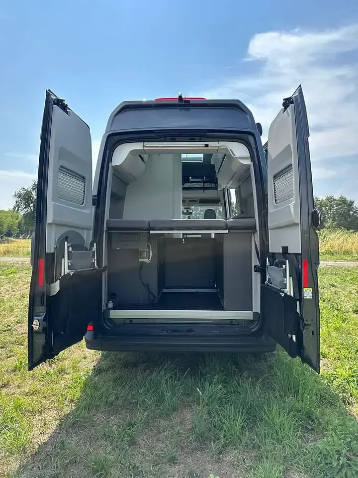 Gebraucht VW California California 177 PS (130 kW) 2023 Grau Van