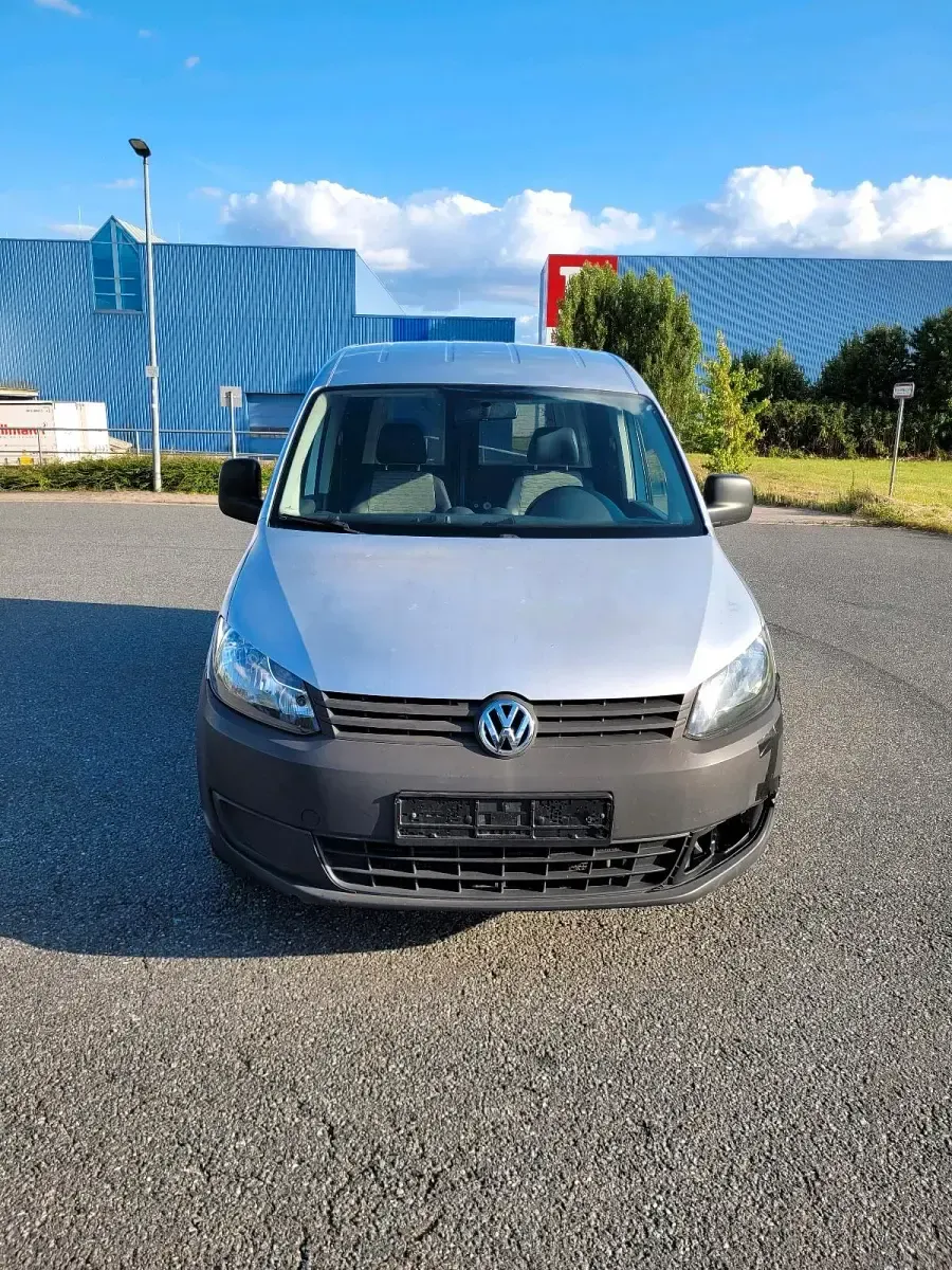 Gebraucht VW Caddy 102 PS (75 kW) 2013 Silber Van / Kleinbus
