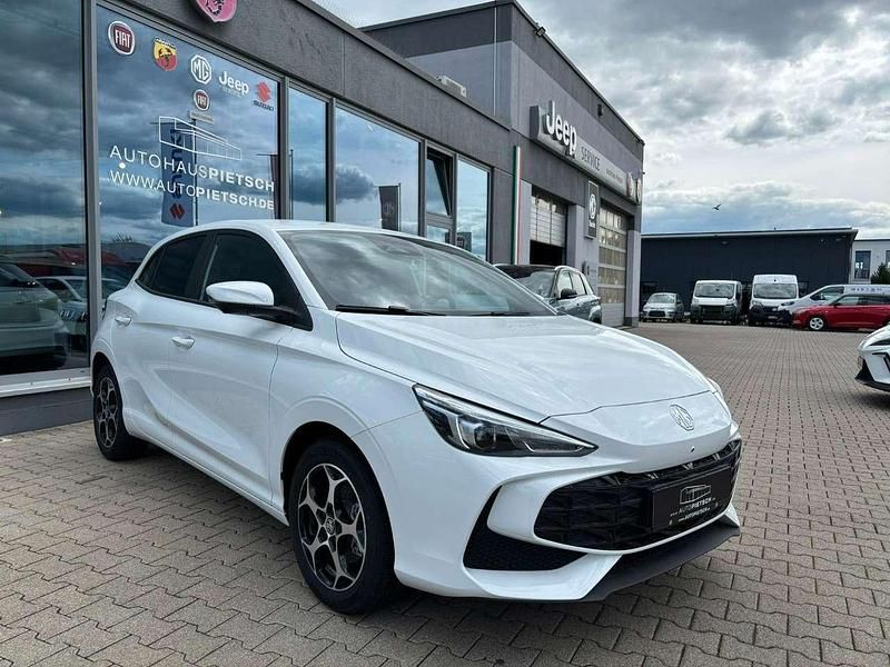 Neu MG MG3 Luxury 194 PS (142 kW) 2026 Dover white Kleinwagen