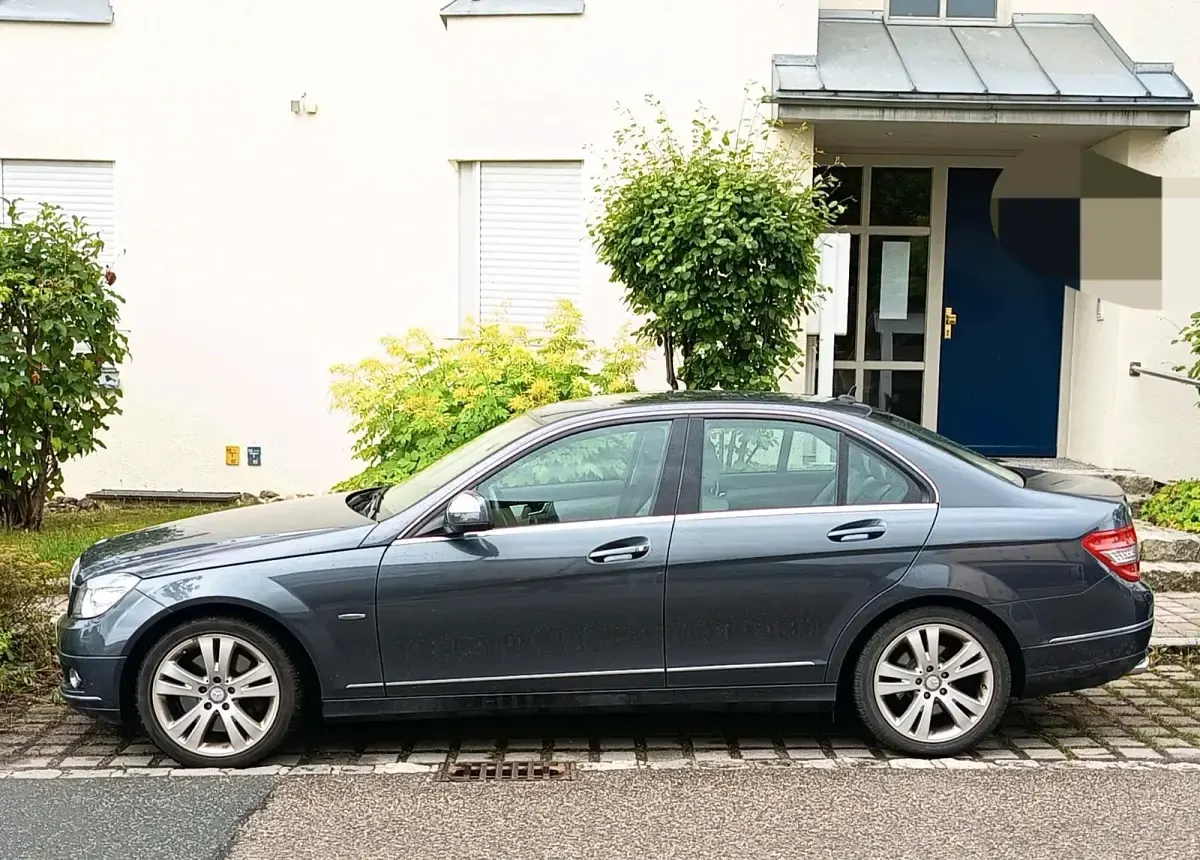 Gebraucht Mercedes 320 224 PS (164 kW) 2007 Grau Limousine
