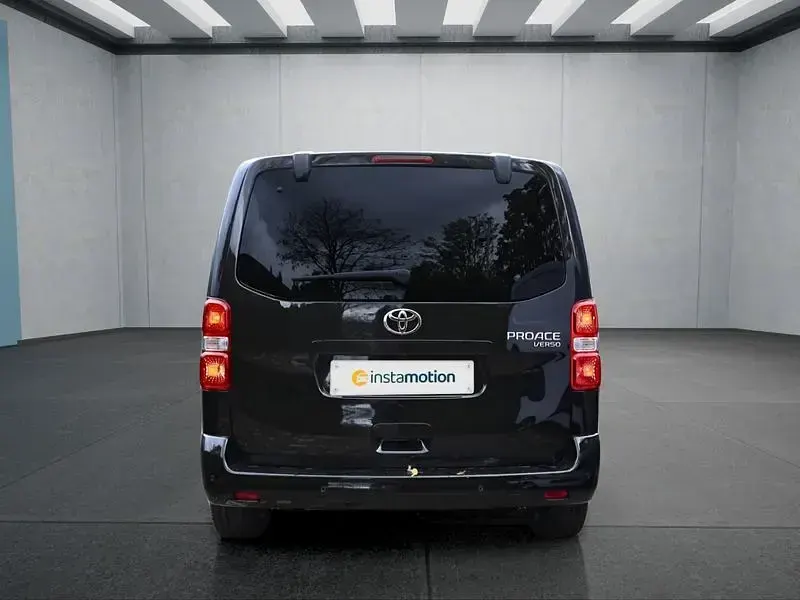 Gebraucht Toyota Proace Verso 177 PS (130 kW) 2025 Schwarz Kombi
