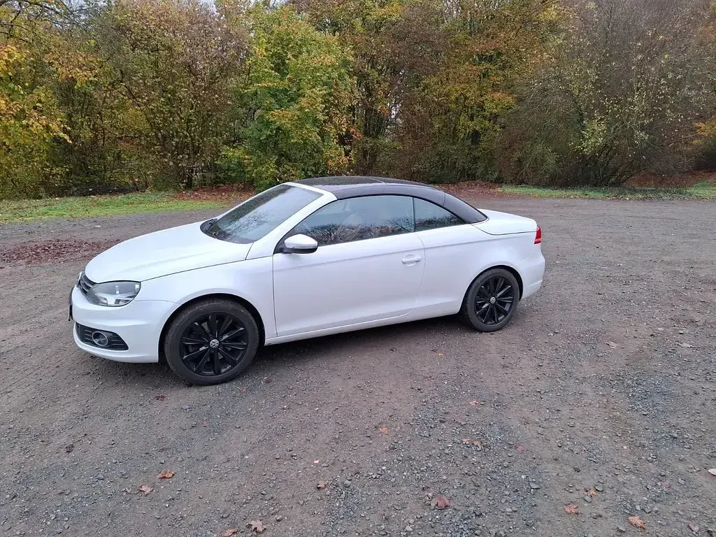 Gebraucht VW Eos Exclusive 160 PS (117 kW) 2015 Weiß Cabrio