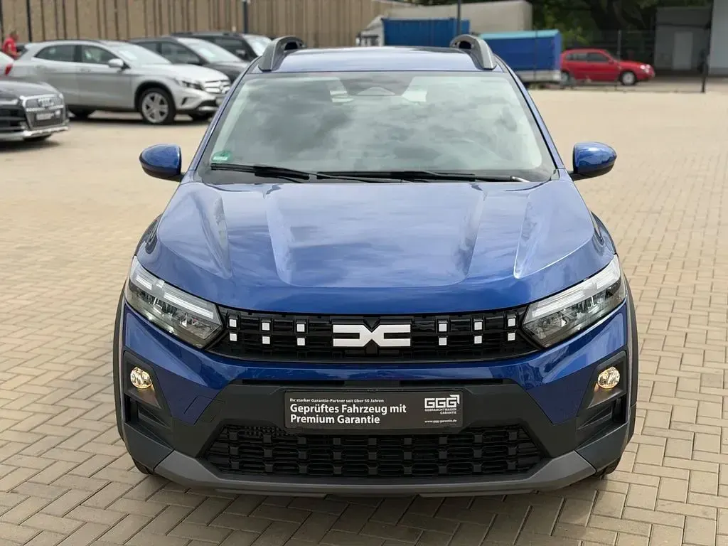 Gebraucht Dacia Sandero Expression 110 PS (80 kW) 2026 Blau SUV
