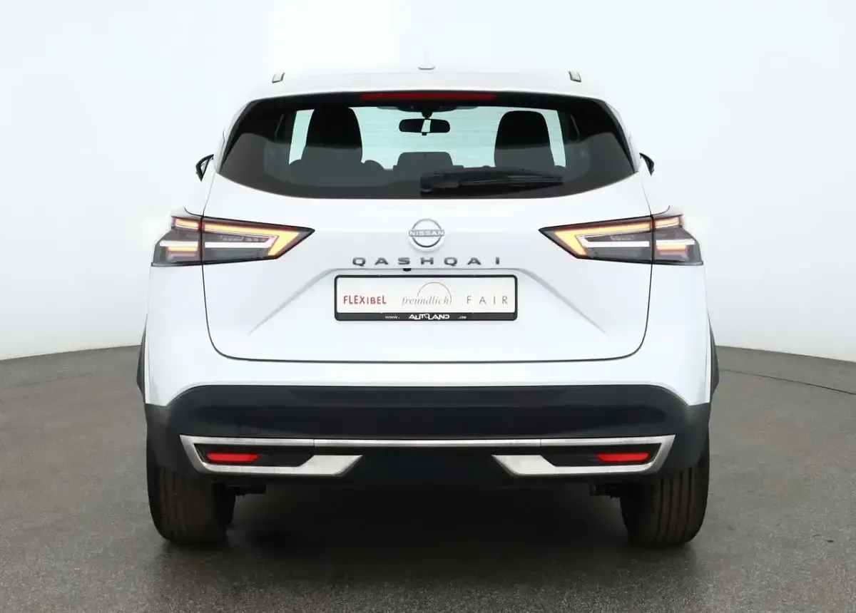Neu Nissan Qashqai Acenta 140 PS (102 kW) 2026 Pearlwhitemet. SUV