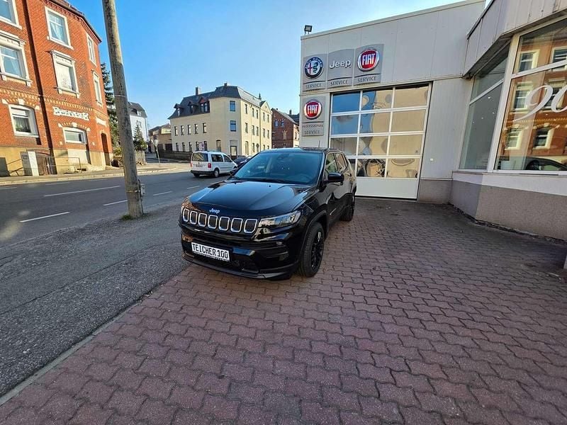 Gebraucht Jeep Compass Longitude 131 PS (96 kW) 2023 Black clear coat SUV