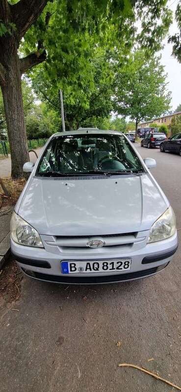 Grau Gebraucht 2003 Hyundai Getz Kleinwagen | 900 € (Guter Preis) - Bild 1/4