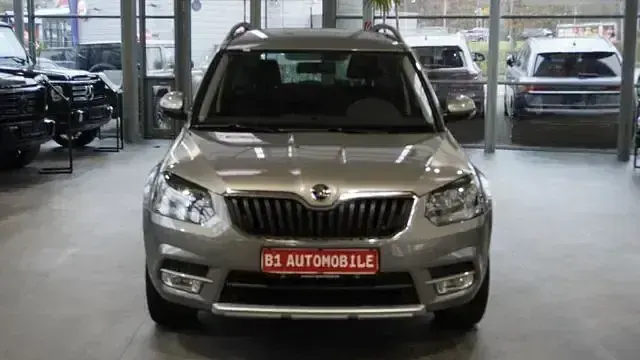 Gebraucht Skoda Yeti Ambition 150 PS (110 kW) 2016 Beige SUV
