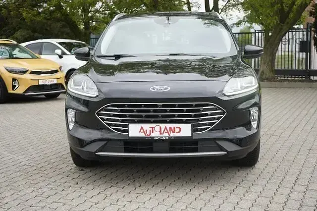 Gebraucht Ford Kuga 190 PS (139 kW) 2022 Schwarz SUV