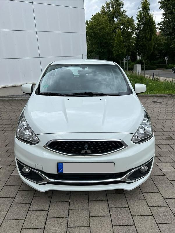Gebraucht Mitsubishi Space Star 71 PS (52 kW) 2019 Weiß Kleinwagen