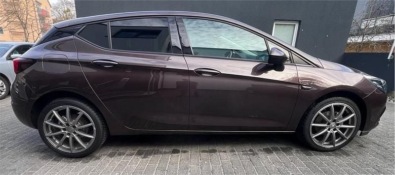 Gebraucht Opel Astra Dynamic 125 PS (91 kW) 2017 Braun Limousine