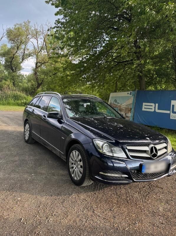 Blau Gebraucht 2012 Mercedes C220 Avantgarde Kombi | 5.850 € (Superpreis) - Bild 1/4