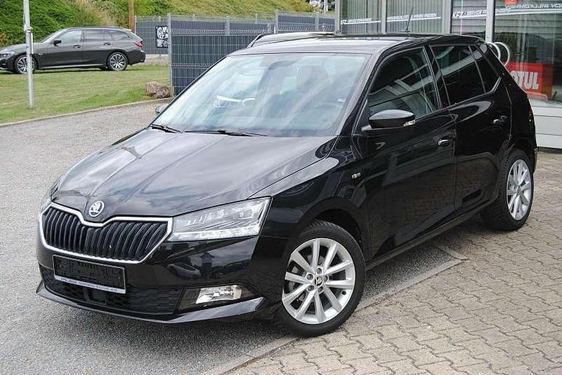 Schwarz Gebraucht 2020 Skoda Fabia Soleil Kleinwagen | 14.990 € (Fairer Preis) - Bild 1/4
