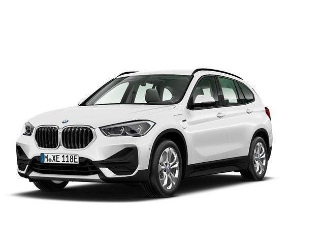 Weiß Gebraucht 2021 BMW X1 Advantage SUV | 26.930 € (Fairer Preis) - Bild 1/4
