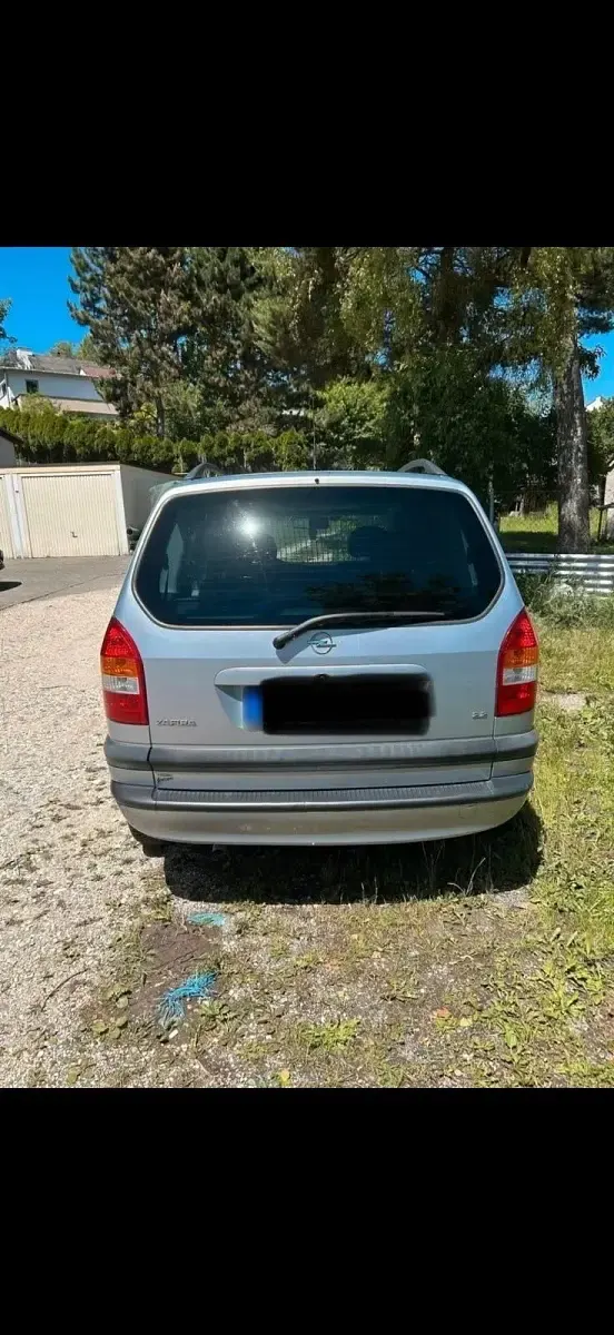 Gebraucht Opel Zafira 147 PS (108 kW) 2002 Silber Van / Kleinbus
