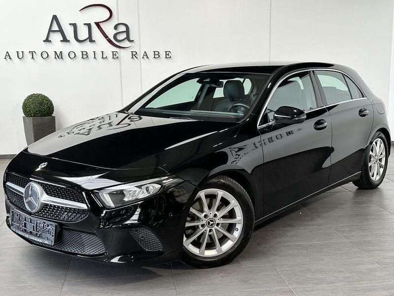 Schwarz Gebraucht 2019 Mercedes A220 Progressive Limousine | 20.449 € (Guter Preis) - Bild 1/4
