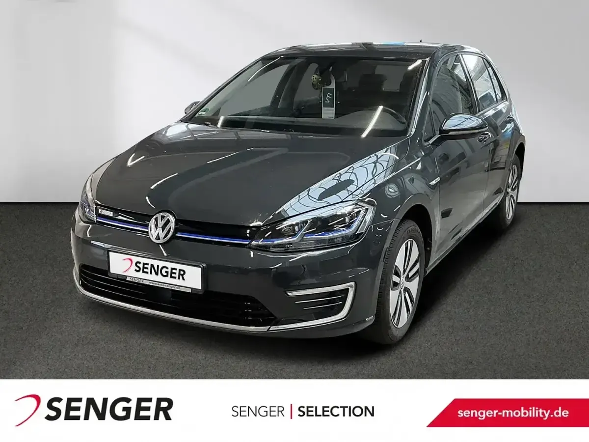 Gebraucht VW e-Golf 100 kW (136 PS) 2021 Kleinwagen