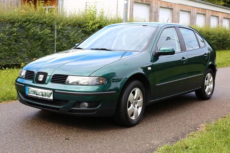Grün Gebraucht 2001 Seat Leon Limousine | 1.500 € (Fairer Preis) - Bild 1/4