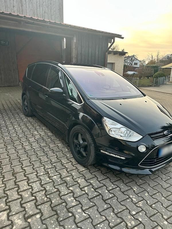 Gebraucht Ford S-MAX S 200 PS (147 kW) 2012 Schwarz Van / Kleinbus