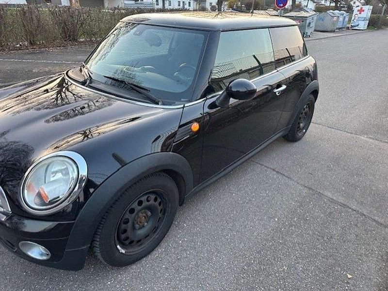 Gebraucht Mini Cooper 120 PS (88 kW) 2009 Midnight black metallic Kleinwagen