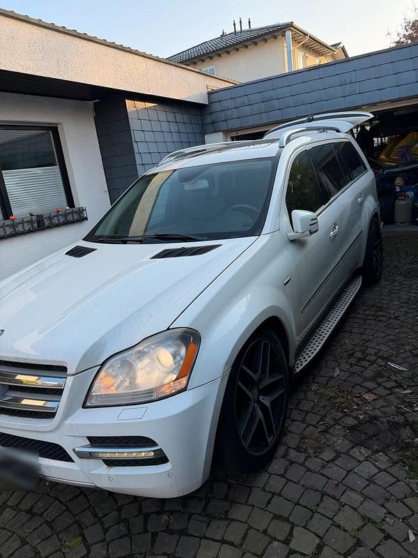 Gebraucht Mercedes GL350 165 PS (121 kW) 2011 Weiß SUV