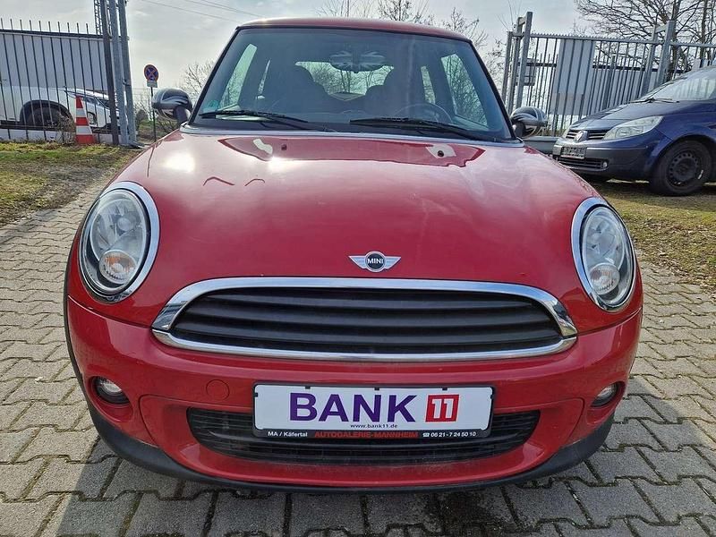 Gebraucht Mini ONE 75 PS (55 kW) 2012 Rot Kleinwagen