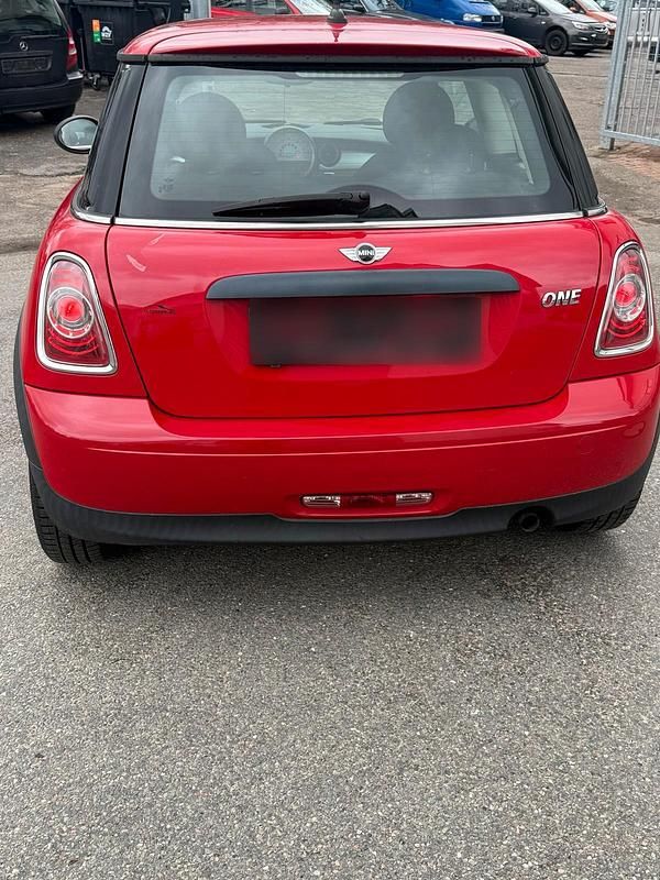 Gebraucht Mini Cooper 75 PS (55 kW) 2011 Rot Kleinwagen