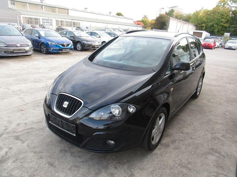 Schwarz Gebraucht 2011 Seat Altea XL Copa Van / Kleinbus | 3.990 € (Fairer Preis) - Bild 1/4