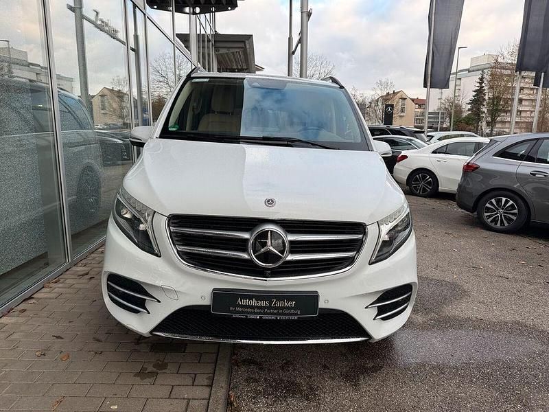 Gebraucht Mercedes V250 Avantgarde Edition 190 PS (139 kW) 2017 Bergkristallweiß Van / Kleinbus