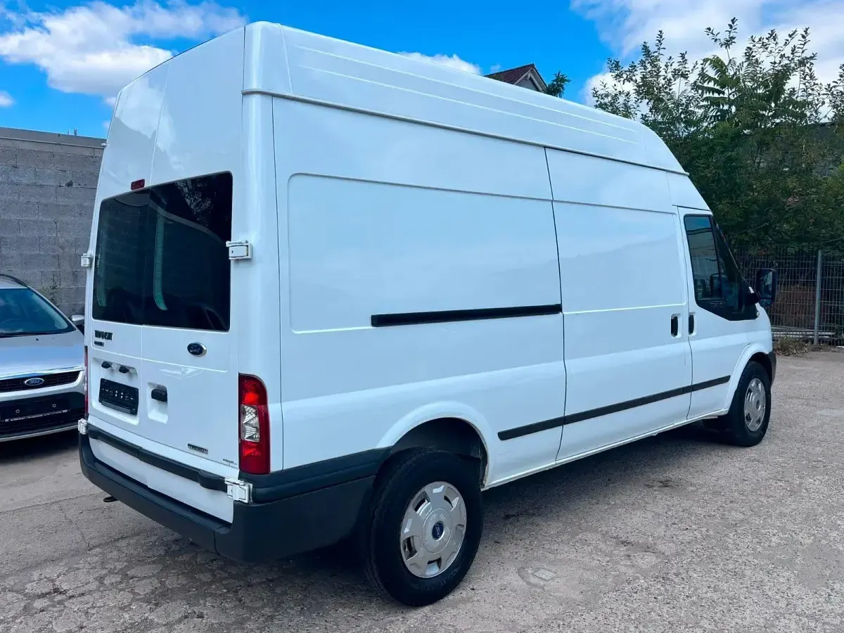 Gebraucht Ford Transit 140 PS (102 kW) 2013 Weiß Van / Kleinbus
