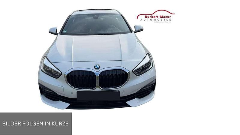 Weiß Gebraucht 2022 BMW 120 Advantage Kleinwagen | 24.985 € (Guter Preis) - Bild 1/4