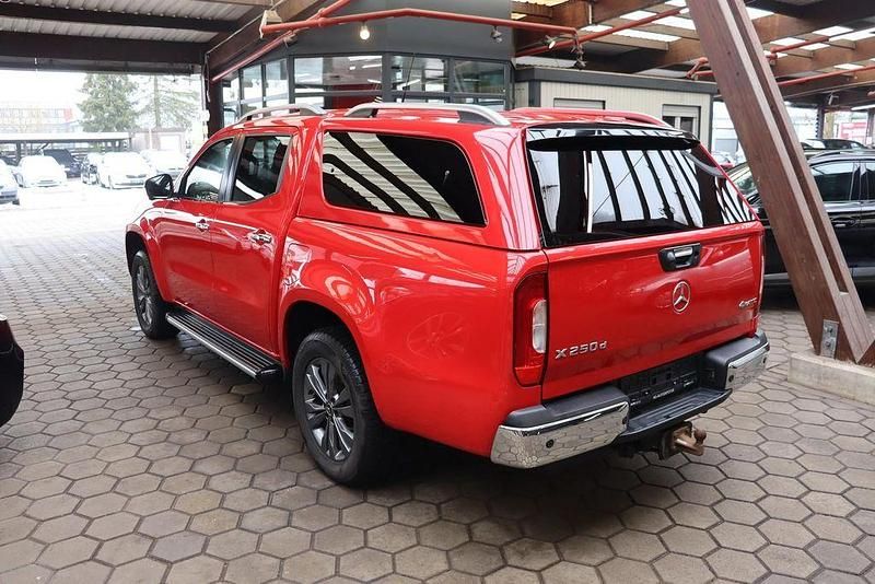 Gebraucht Mercedes X250 Edition 190 PS (139 kW) 2018 Rot Abholung