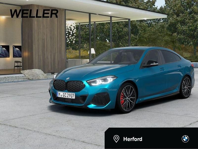 Blau Gebraucht 2024 BMW M235 Performance Limousine | 44.950 € (Teuer) - Bild 1/4