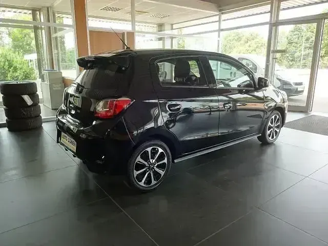 Gebraucht Mitsubishi Space Star 80 PS (58 kW) 2021 Schwarz Kleinwagen