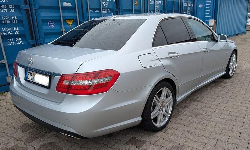 Gebraucht Mercedes E350 Avantgarde 292 PS (214 kW) 2010 Silber Limousine