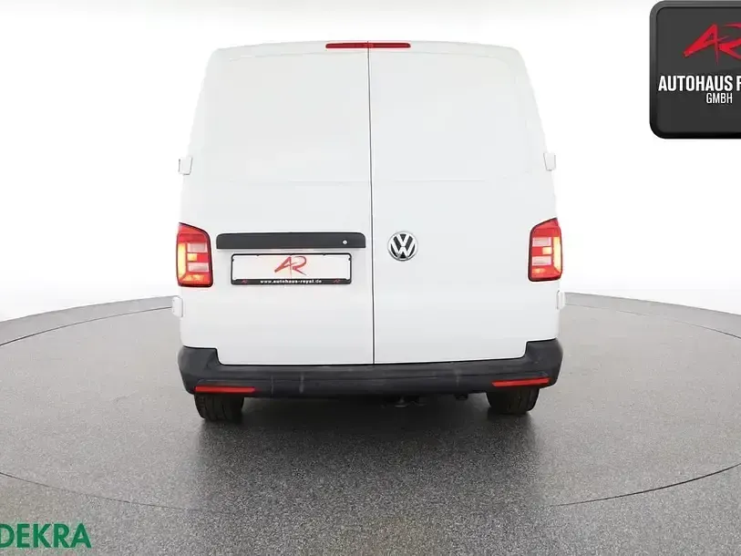 Gebraucht VW Transporter 102 PS (75 kW) 2019 Candyweiß Van