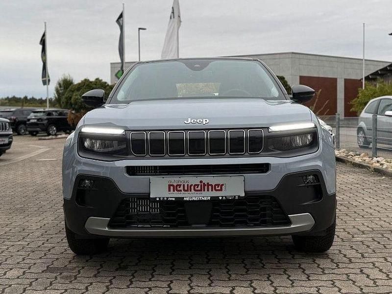 Neu Jeep Avenger Altitude 101 PS (74 kW) 2025 Grau SUV