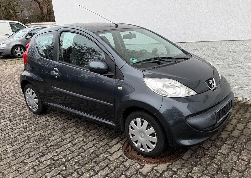Gebraucht Peugeot 107 Filou 68 PS (50 kW) 2006 Grau Kleinwagen
