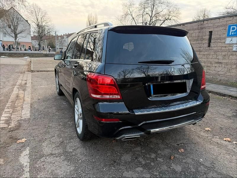 Gebraucht Mercedes GLK250 AMG 204 PS (150 kW) 2014 Schwarz SUV