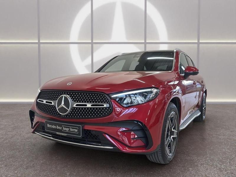Gebraucht Mercedes GLC220 Advanced Plus 197 PS (144 kW) 2024 Rot SUV