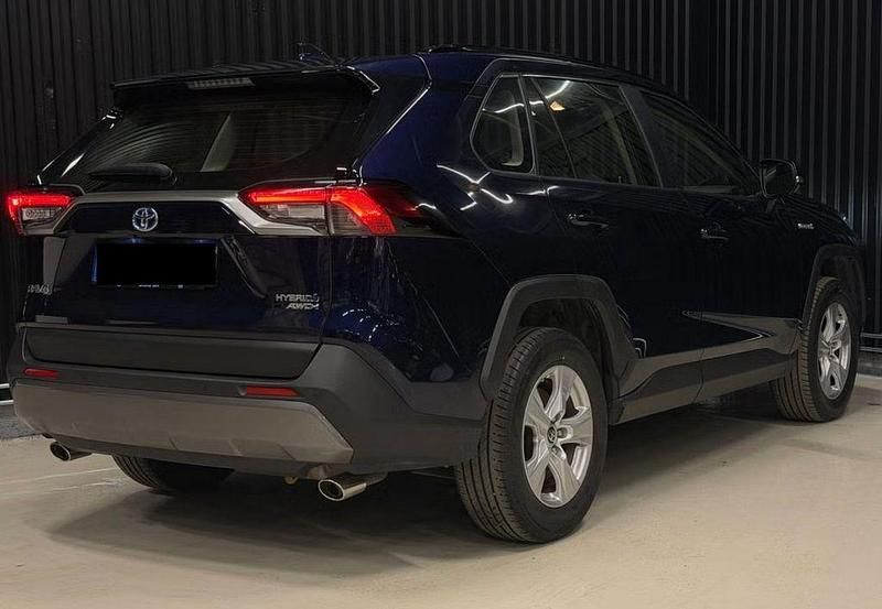 Gebraucht Toyota RAV4 Hybrid Sport 222 PS (163 kW) 2021 Dark blue SUV