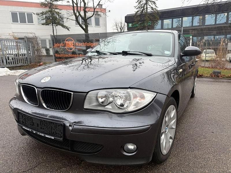 Grau Gebraucht 2006 BMW 116 Sport Line Kleinwagen | 2.790 € (Guter Preis) - Bild 1/4