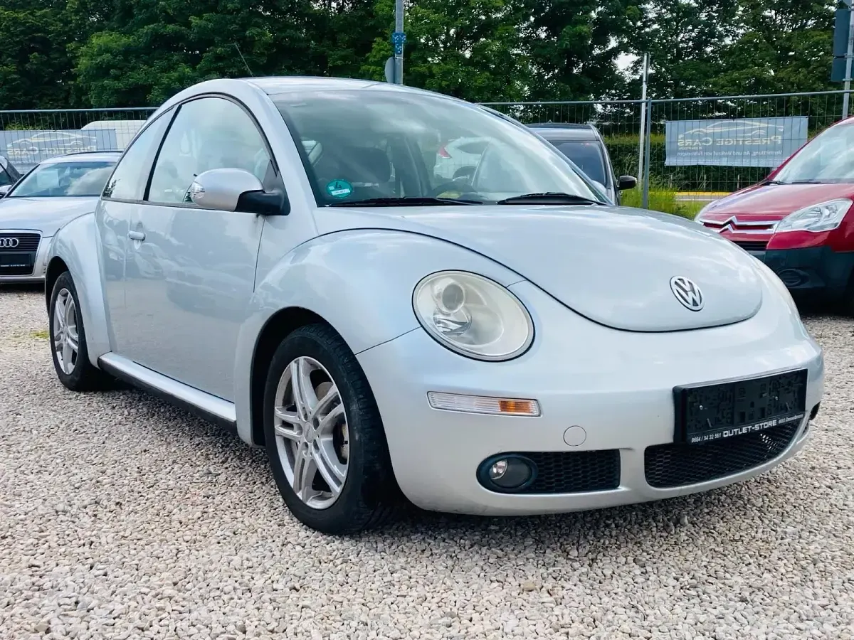 Gebraucht VW New Beetle 105 PS (77 kW) 2007 Silber Kleinwagen