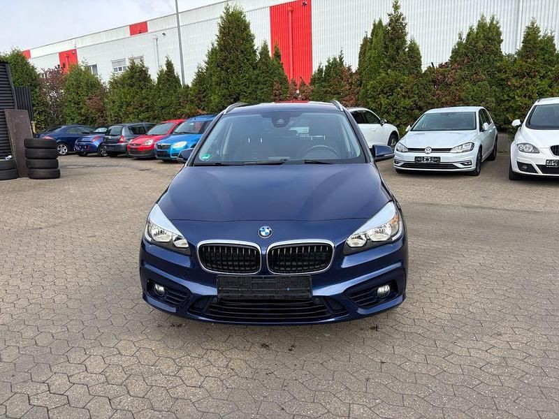 Blau Gebraucht 2015 BMW 218 Gran Tourer Sport Line Van / Kleinbus | 9.999 € (Superpreis) - Bild 1/4