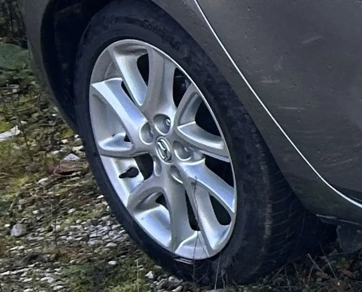 Gebraucht Mazda 3 Edition 105 PS (77 kW) 2013 Grau Kleinwagen