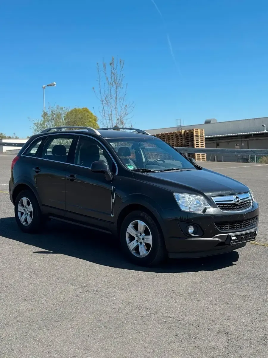 Second-hand Opel Antara 163 CP (119 kW) 2015 Negru SUV