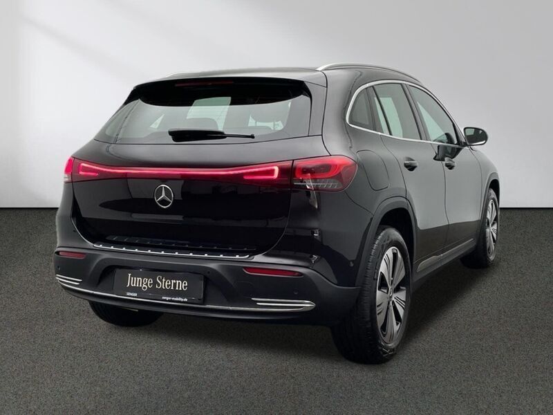 Gebraucht Mercedes EQA250 Progressive 139 kW (190 PS) 2022 Schwarz SUV