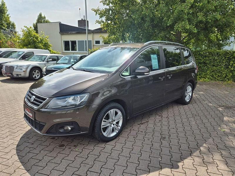 Gebraucht Seat Alhambra Style 184 PS (135 kW) 2016 Braun Van / Kleinbus