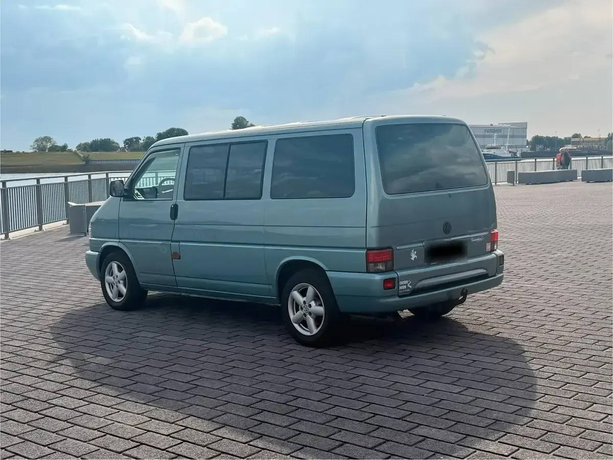 Gebraucht VW T4 151 PS (111 kW) 2003 Andere farben Van